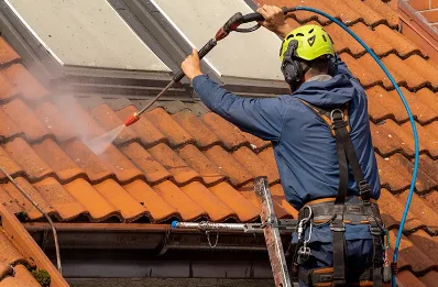 Démoussage et hydrofuge de toiture à Garnay